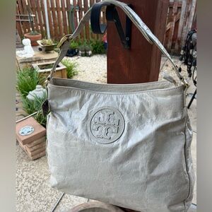 **SOLD**Just in time for summer!